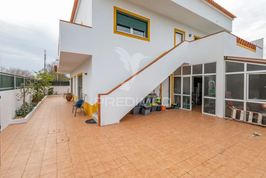 Moradia T5 para Venda em Alvito Foto 3