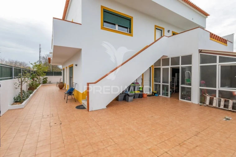 Moradia T5 para Venda em Alvito Foto 3