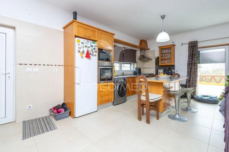 Moradia T5 para Venda em Alvito Foto 11