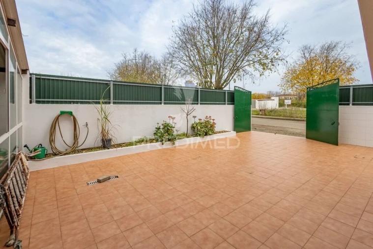 Moradia T5 para Venda em Alvito Foto 4