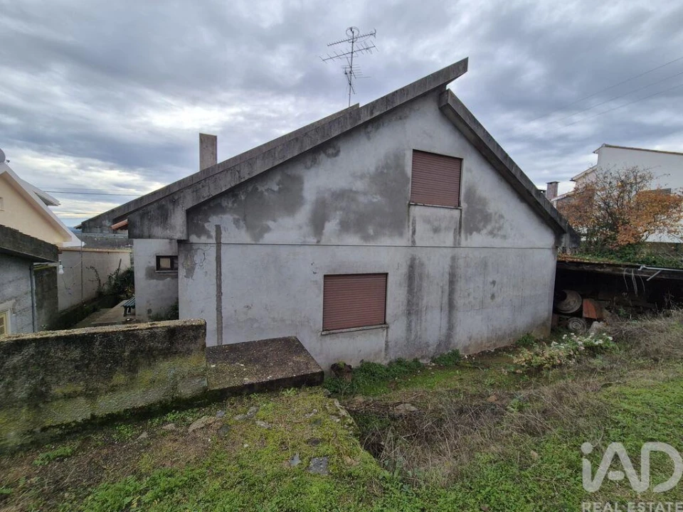 Moradia T6 para Venda em Izeda, Calvelhe e Paradinha Nova Foto 11