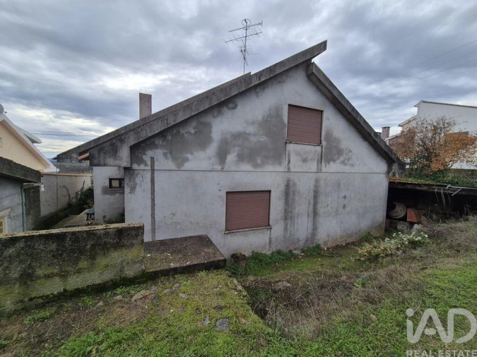 Moradia T6 para Venda em Izeda, Calvelhe e Paradinha Nova Foto 11
