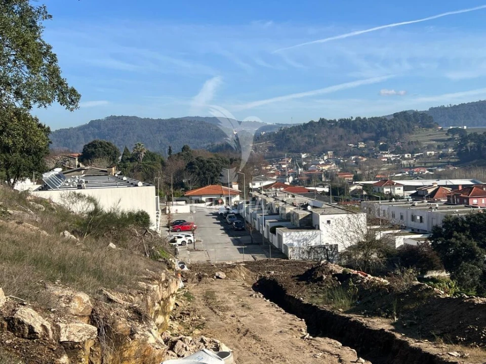 Terreno para Venda em Moreira de Conegos Foto 13