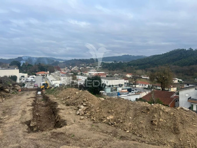 Terreno para Venda em Moreira de Conegos Foto 12