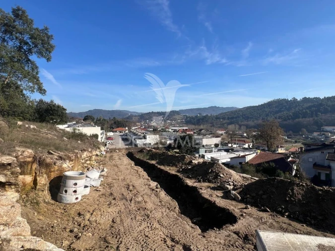 Terreno para Venda em Moreira de Conegos Foto 11