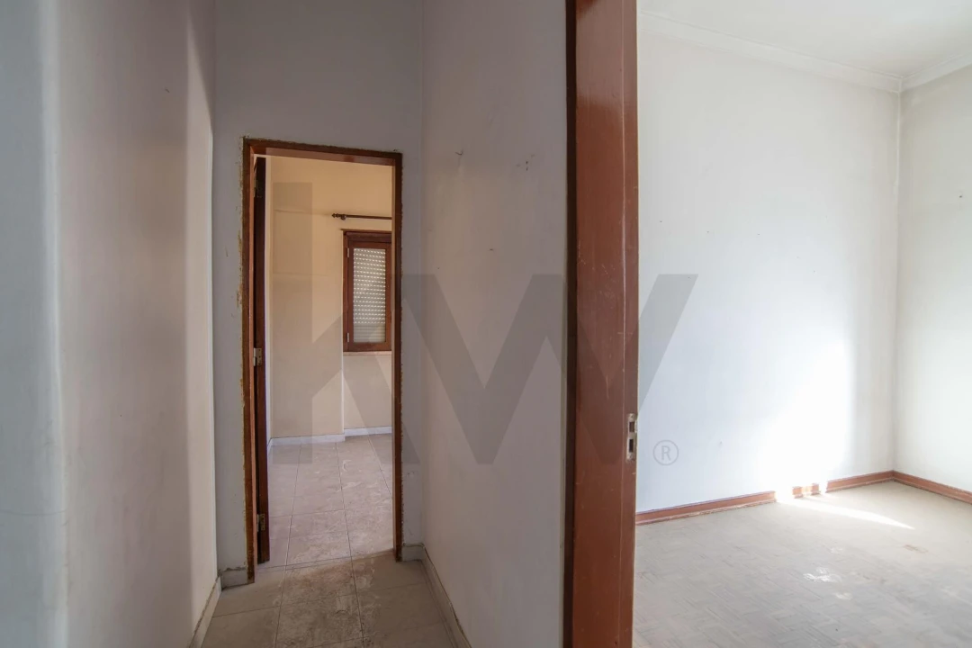 Apartamento T3 para Venda em Almada, Cova da Piedade, Pragal e Cacilhas Foto 13