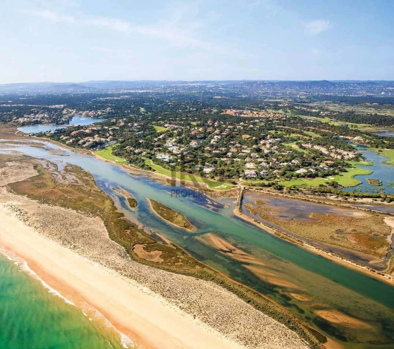 Apartamento T2 para Venda em Almancil Foto 3