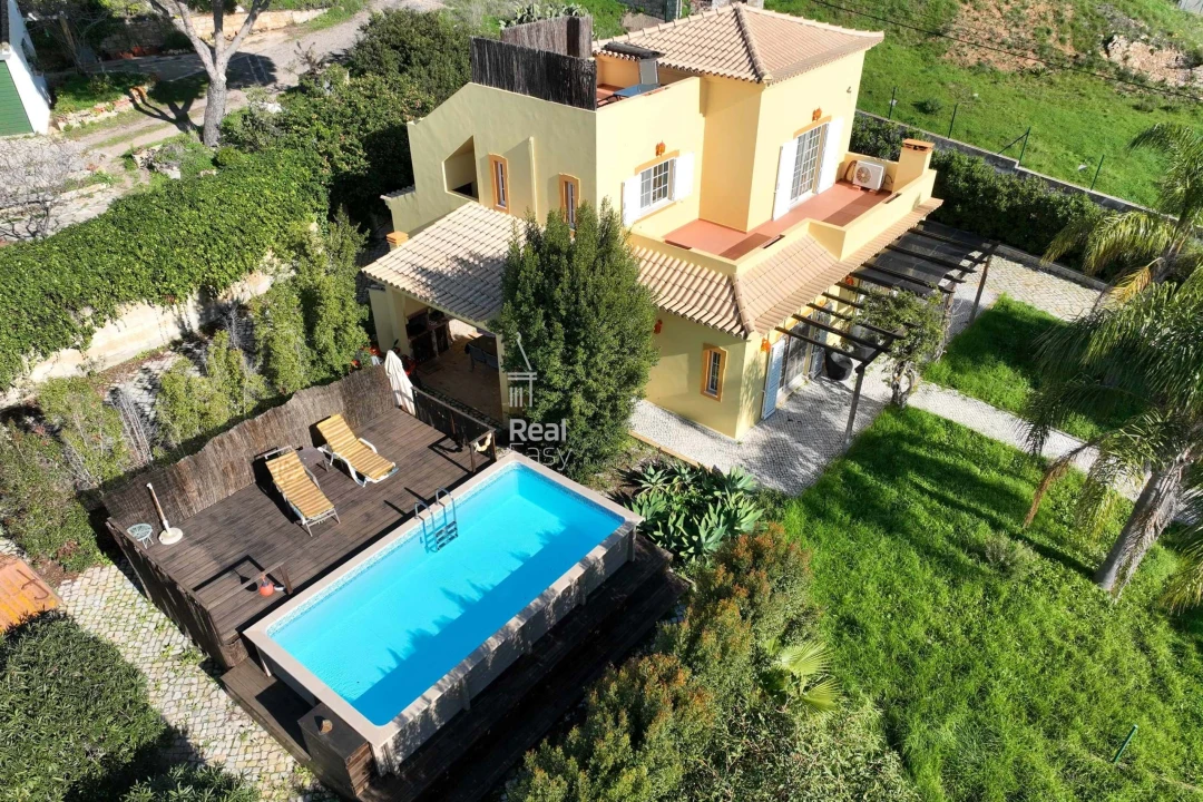 Moradia T3 para Venda em Olhão Foto 2