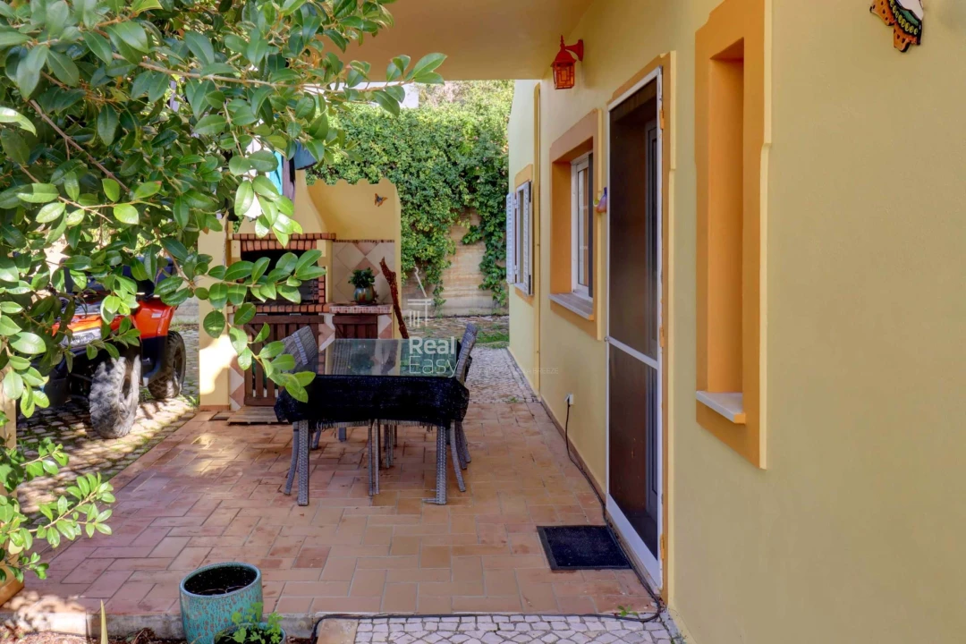 Moradia T3 para Venda em Olhão Foto 15