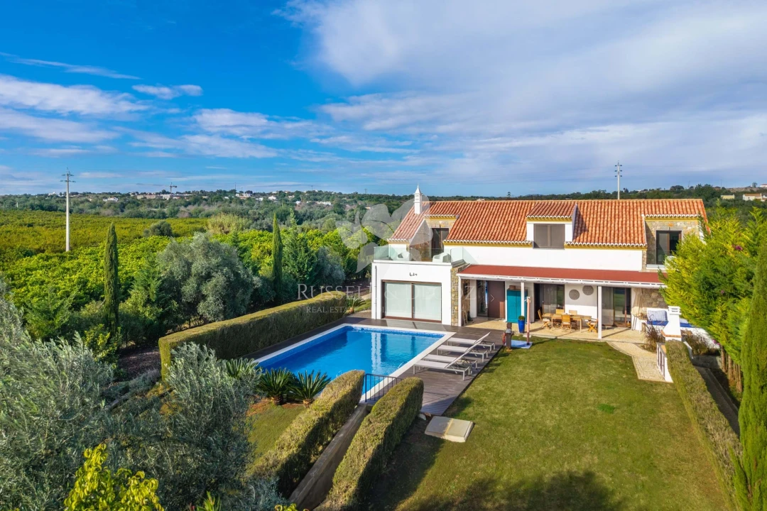 Moradia T5 para Venda em Conceição e Cabanas de Tavira Foto 1