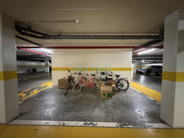 Apartamento T4 para Venda em Aldoar, Foz do Douro e Nevogilde