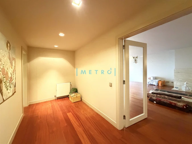 Apartamento T4 para Venda em Aldoar, Foz do Douro e Nevogilde Foto 3