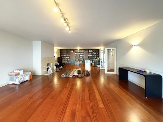 Apartamento T4 para Venda em Aldoar, Foz do Douro e Nevogilde Foto 6