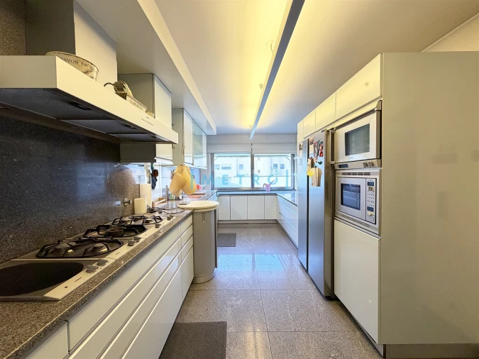 Apartamento T4 para Venda em Aldoar, Foz do Douro e Nevogilde Foto 12