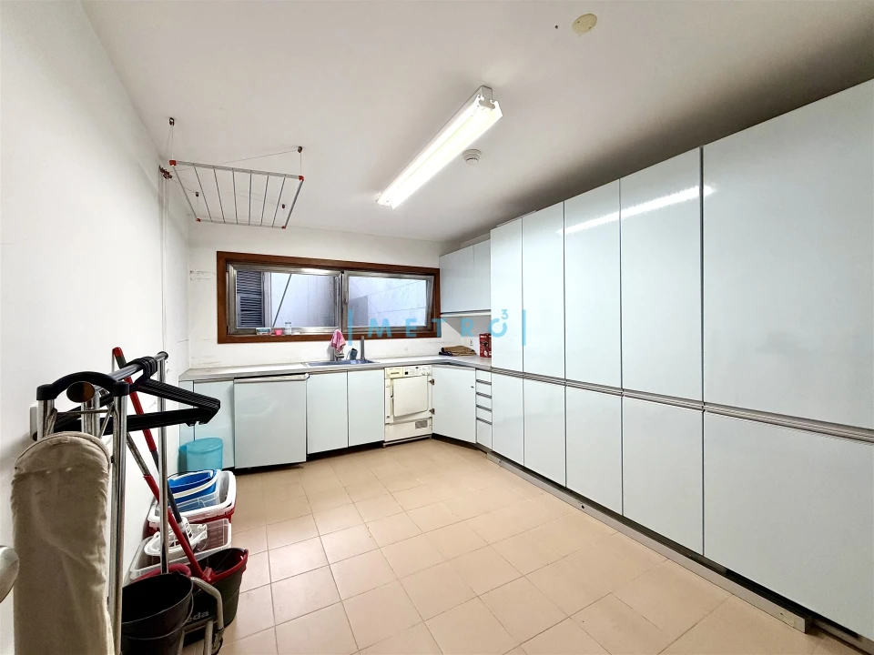 Apartamento T4 para Venda em Aldoar, Foz do Douro e Nevogilde Foto 29