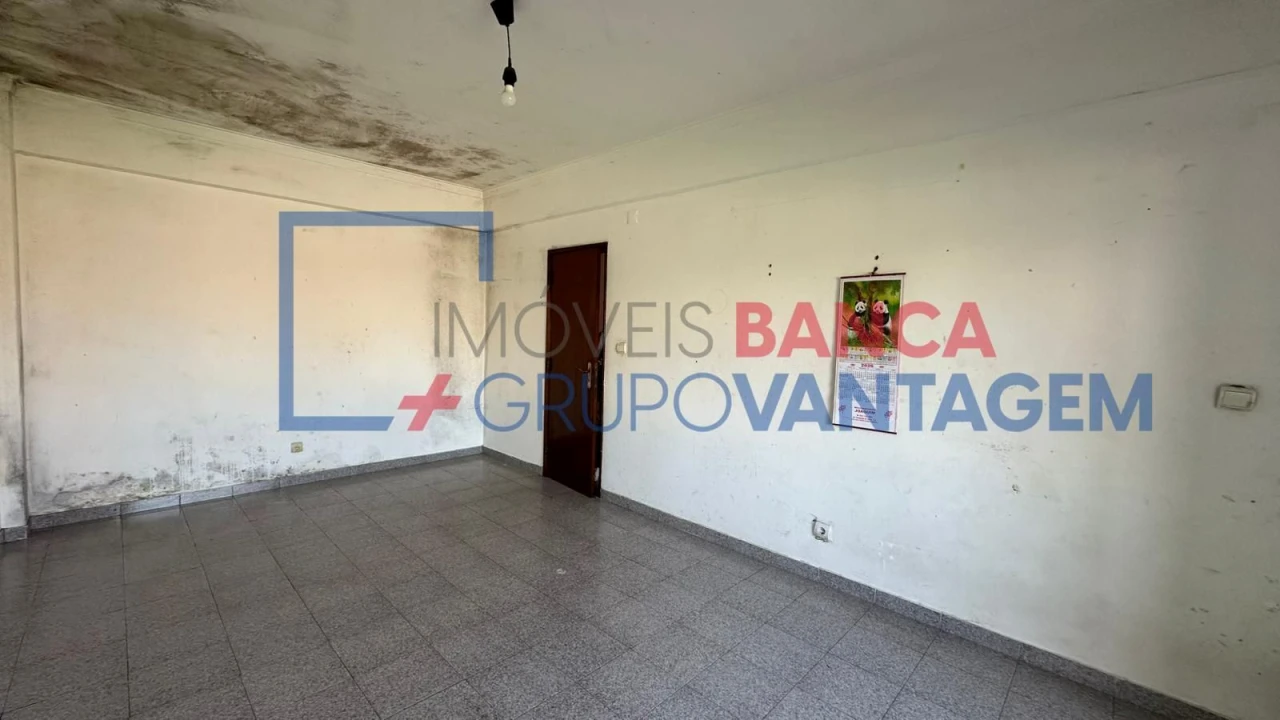 Apartamento T3 para Venda em Amora Foto 11