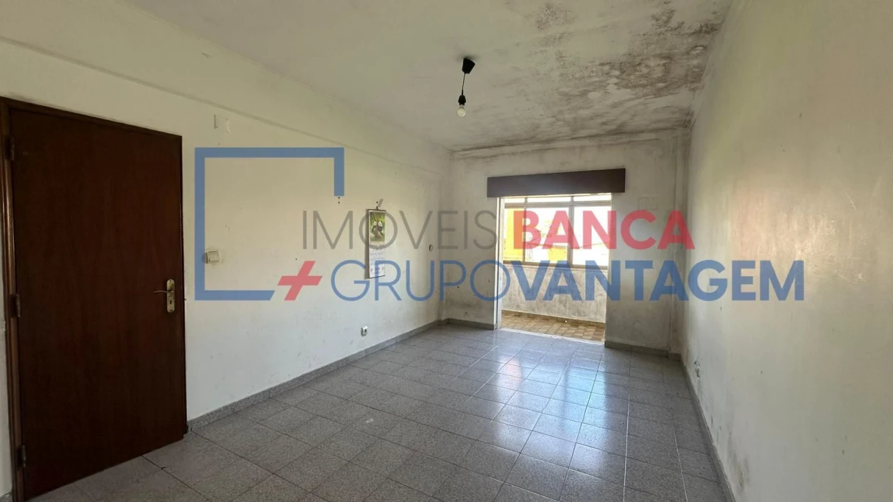 Apartamento T3 para Venda em Amora Foto 12