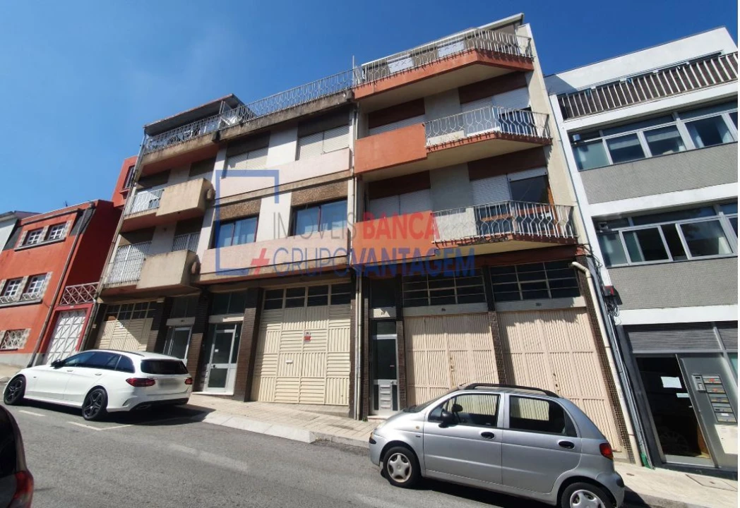Apartamento T2 para Venda em Paranhos Foto 1