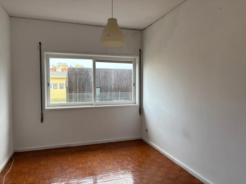 Apartamento T2 para Venda em Paranhos Foto 27