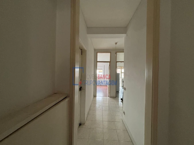 Apartamento T2 para Venda em Paranhos Foto 26
