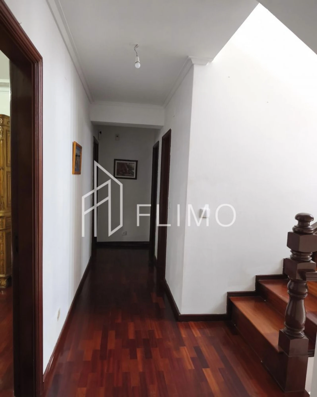 Moradia T4 para Venda em Arrifana Foto 8