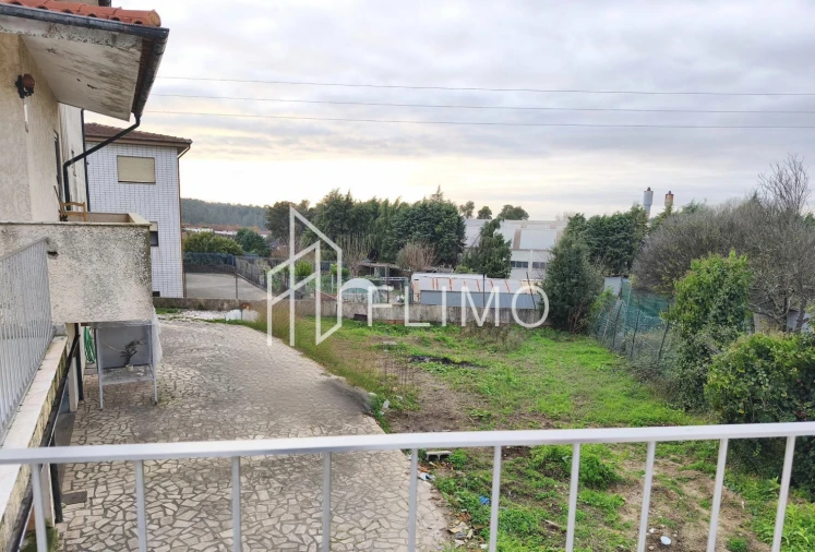 Moradia T4 para Venda em Arrifana Foto 35