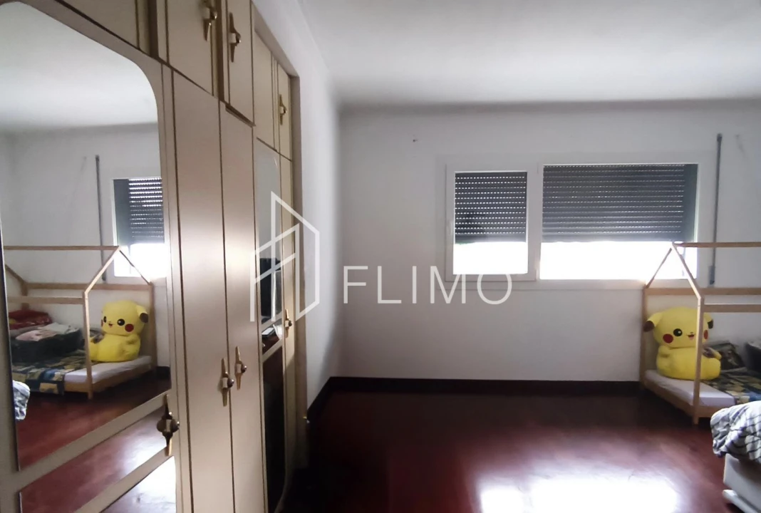 Moradia T4 para Venda em Arrifana Foto 17