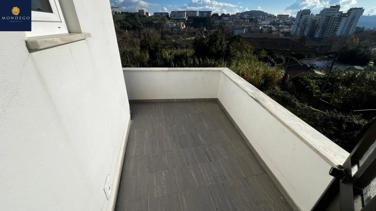 Apartamento T6 para Venda em Sé Nova, Santa Cruz, Almedina e São Bartolomeu Foto 11