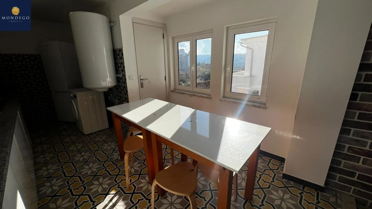 Apartamento T6 para Venda em Sé Nova, Santa Cruz, Almedina e São Bartolomeu Foto 33