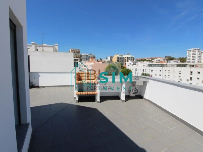 Apartamento T3 para Venda em Faro (Sé e São Pedro) Foto 25