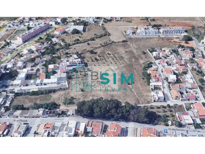 Terreno para Venda em Quelfes