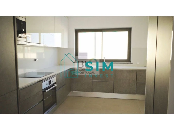 Moradia T3 para Venda em Moncarapacho e Fuseta