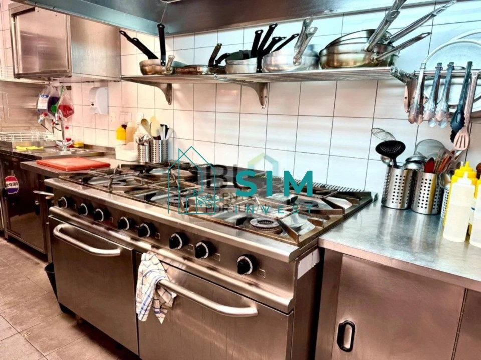 Loja para Venda em Tavira (Santa Maria e Santiago) Foto 9