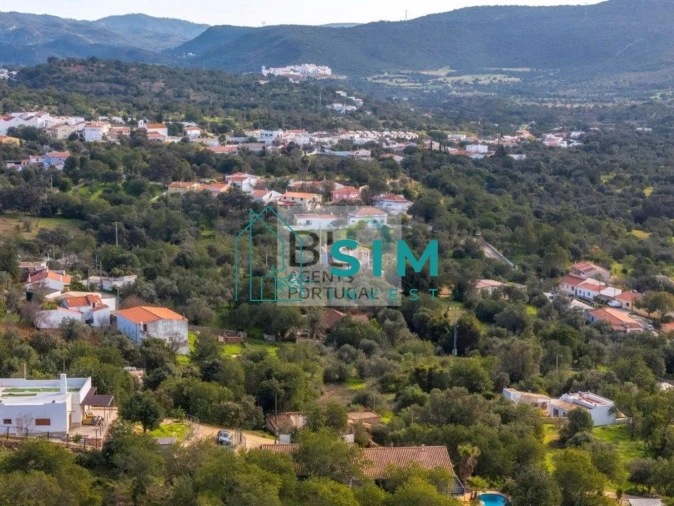 Terreno para Venda em Querença, Tôr e Benafim Foto 8