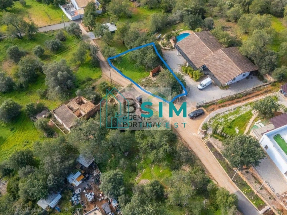 Terreno para Venda em Querença, Tôr e Benafim Foto 4