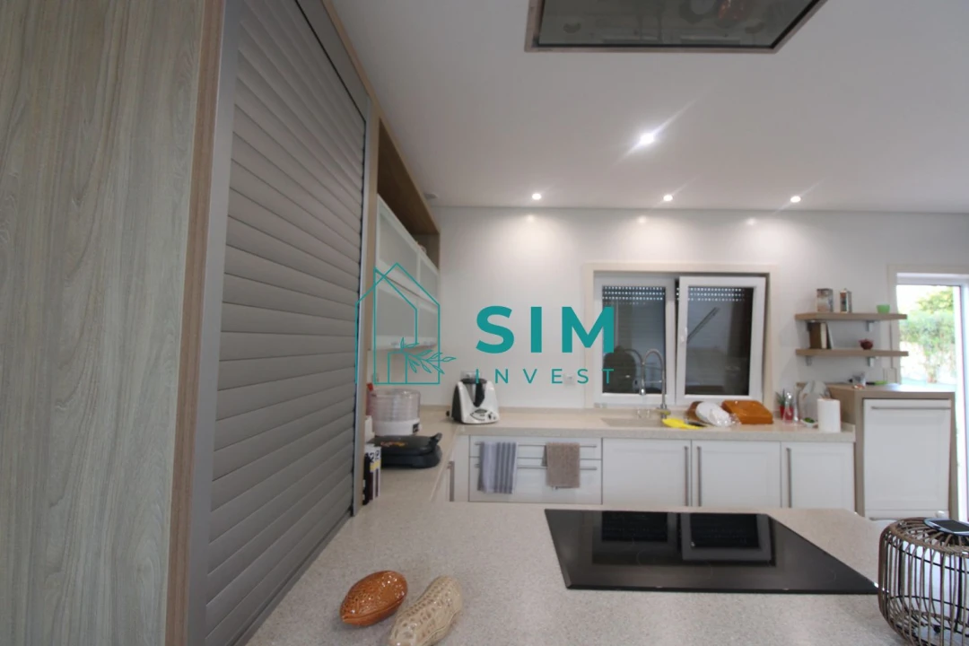 Moradia T3 para Venda em Quelfes Foto 25