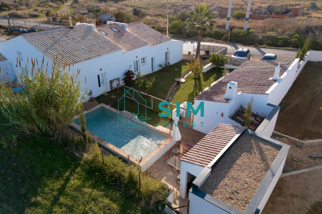 Moradia T4 para Venda em Vila Nova de Cacela Foto 1