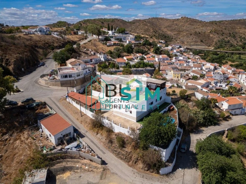 Moradia T1 para Venda em Odeleite Foto 2