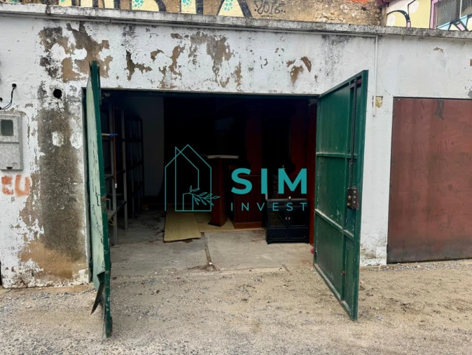 Garagem para Venda em Olhão Foto 1