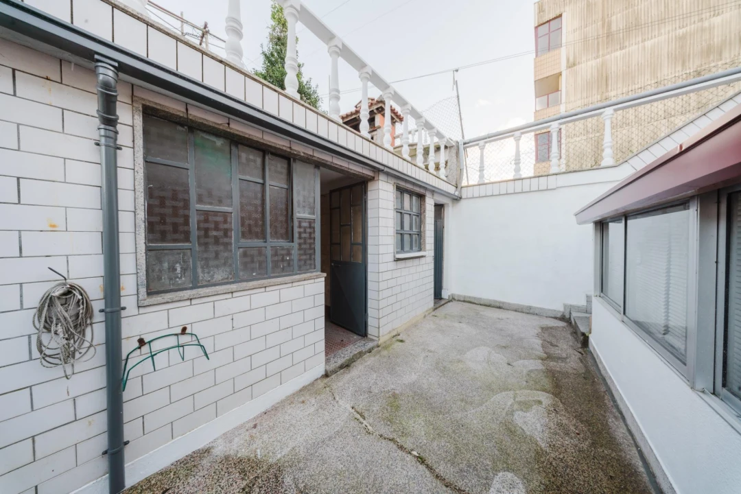 Apartamento T3 para Venda em Fânzeres e São Pedro da Cova Foto 21