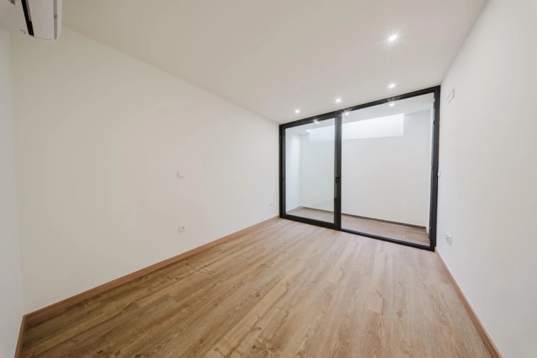 Apartamento T2 para Venda em Cedofeita, Santo Ildefonso, Sé, Miragaia, São Nicolau e Vitória Foto 8