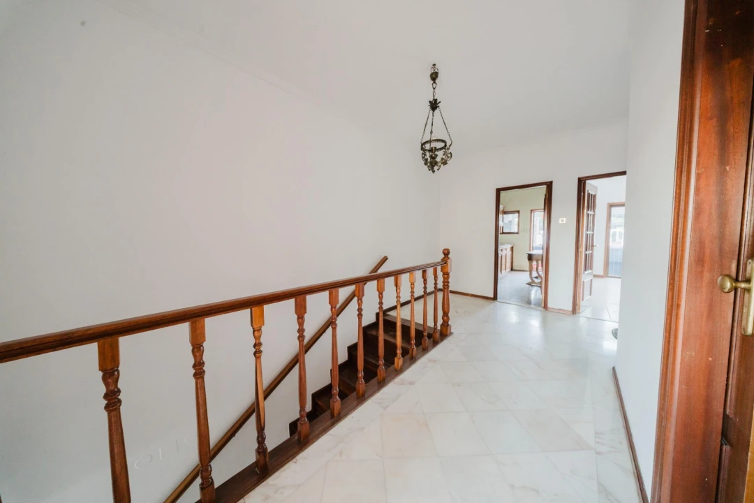 Apartamento T3 para Venda em Fânzeres e São Pedro da Cova Foto 16