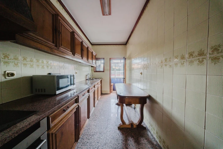 Apartamento T3 para Venda em Fânzeres e São Pedro da Cova Foto 13