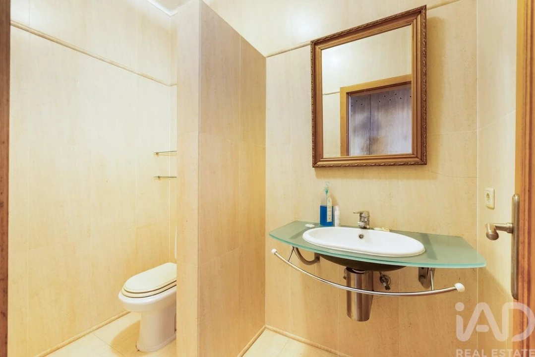 Moradia T4 para Venda em Gulpilhares e Valadares Foto 18