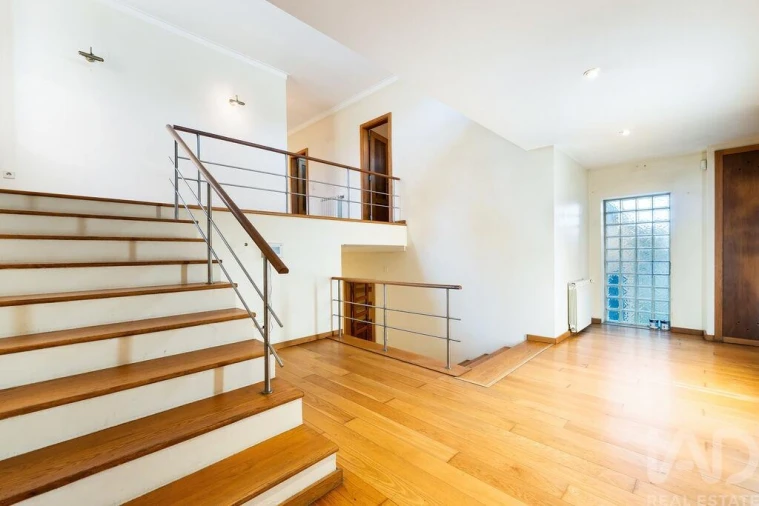 Moradia T4 para Venda em Gulpilhares e Valadares Foto 6