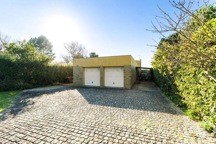 Moradia T4 para Venda em Gulpilhares e Valadares Foto 4