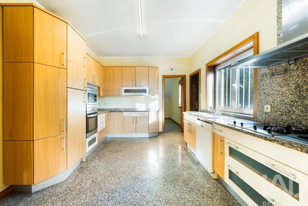 Moradia T4 para Venda em Gulpilhares e Valadares Foto 12