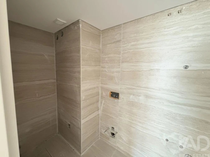 Apartamento T3 para Venda em Corroios Foto 9