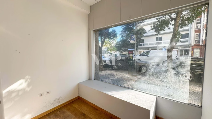 Negócio para Venda em Faro (Sé e São Pedro) Foto 3