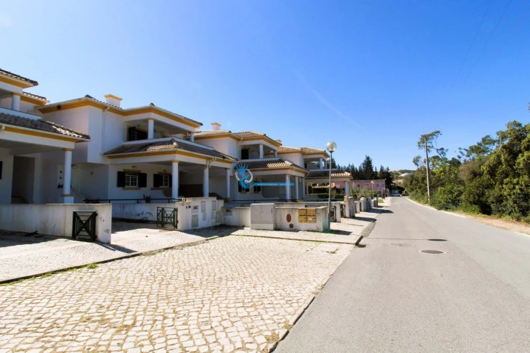 Moradia T4 para Venda em Albufeira e Olhos de Água Foto 39